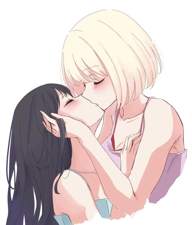 I’m feeling so sensitive today… I just want to kiss, make out all night long with my cute girlfriend~