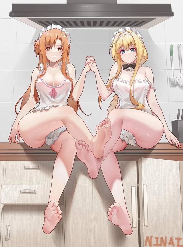 Asuna and Alice have prepared dinner for you, eat it before it gets cold