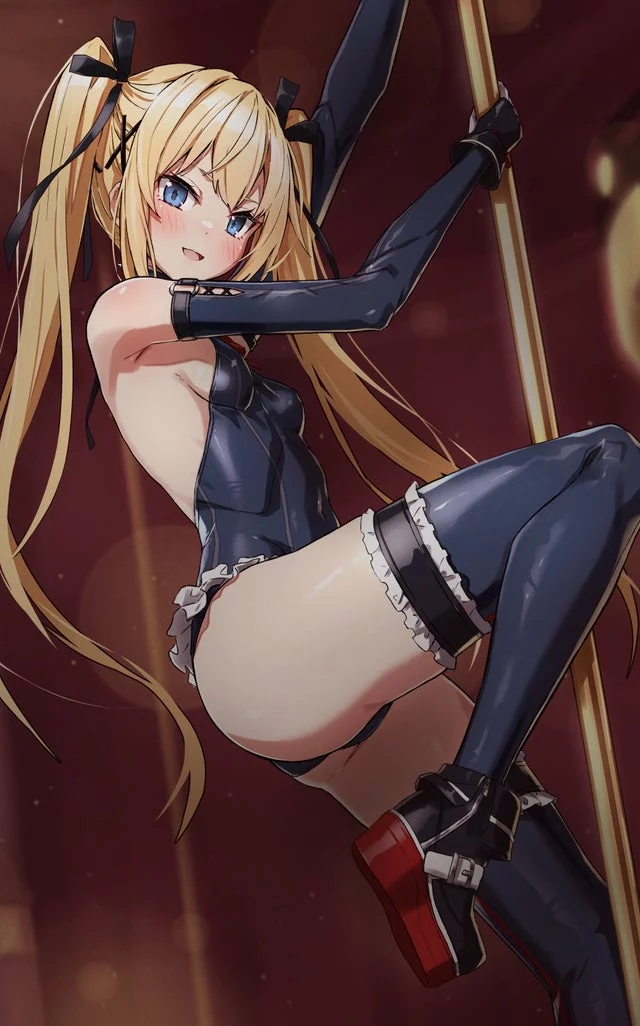 Ah, to be the stripper everyone lusts for. Perhaps we could give all the customers a show~