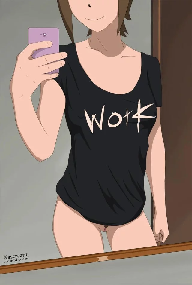 Time to do your work, babe~ (I wish I had this shirt, so I could send pictures like this to my girlfriend~)