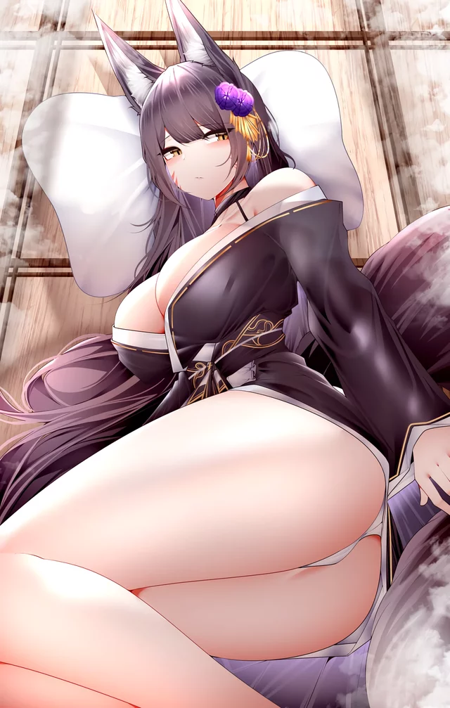 Musashi resting on pillow (SAMIP) [Azur Lane]