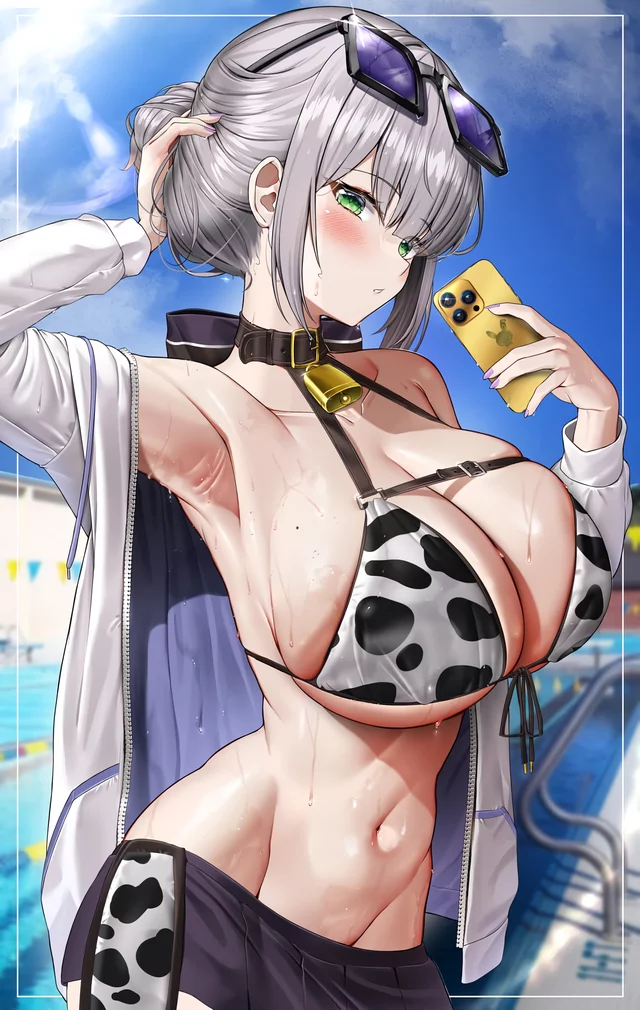 Shirogane Noel at the pool to click the selfie (Kuse0201) [Hololive]