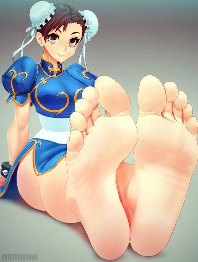 Chun-li cute feet