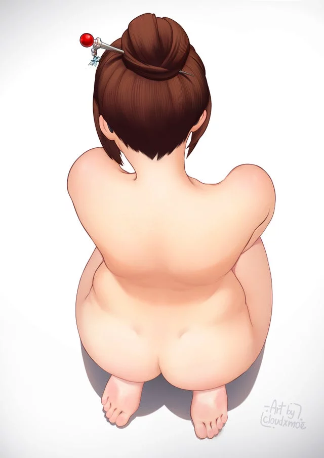 Mei from behind