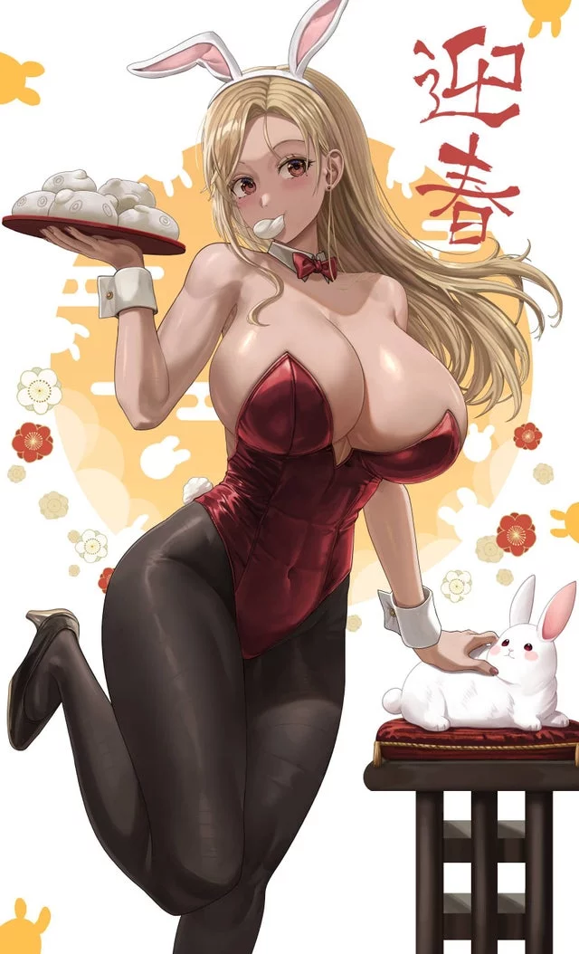 Waitress Bunny Girl