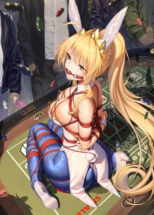 Come on men if you want her you gotta play better~!