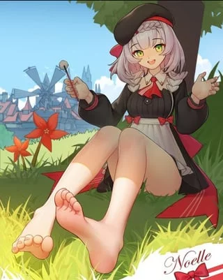 Hi im Noelle come rub my feet