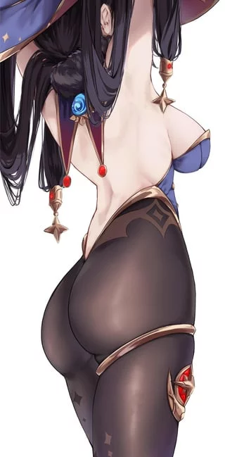 Mona back view