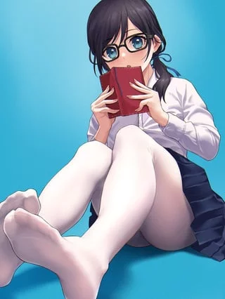 White tights (@deca_purio)