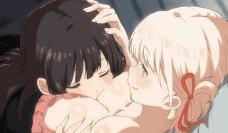 Awww, it's okay sweetie, mommy's gotcha~
