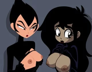 Ashi and Melinda compare sizes [Samurai Jack / Unicorn Warriors Eternal] (Inker_Comics)