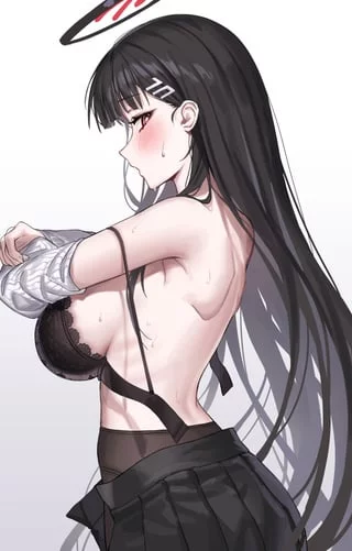 Rio taking her clothes off (Raki) [Blue Archive]