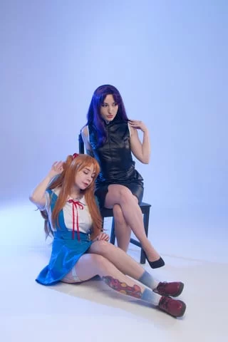 Misato Katsuragi and Aska cosplay (by Hioshicos and greentoad ) [Evangelion]