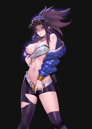 Akali showing off