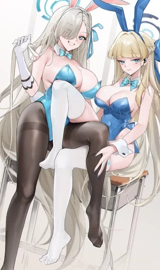 Bunny Toki and Asuna's beautiful legwear [Blue Archive]