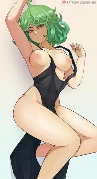Tatsumaki’s loose dress