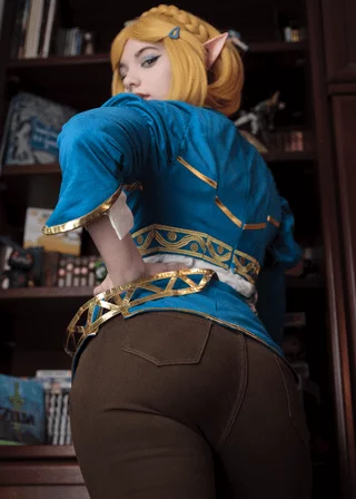 Enjoy some Zelda booty from me~