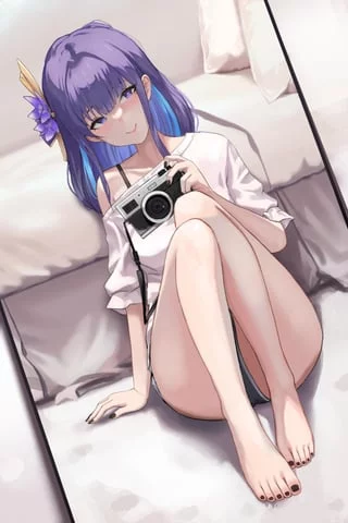 Taking a selfie (By Dolri)