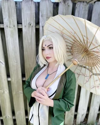 My Lady Tsunade Cosplay :)