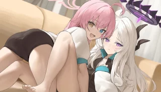 Track Hoshino & Hina on the Couch [Blue Archive] 