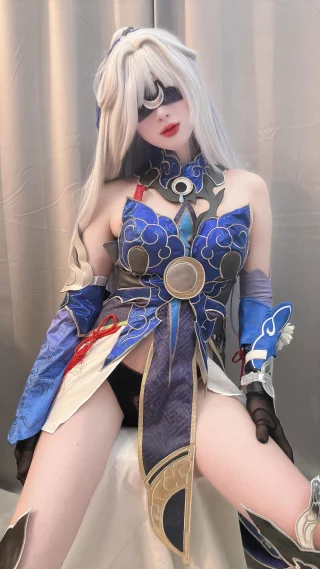 Jingliu is ready for some fun (bunnygirlmina)
