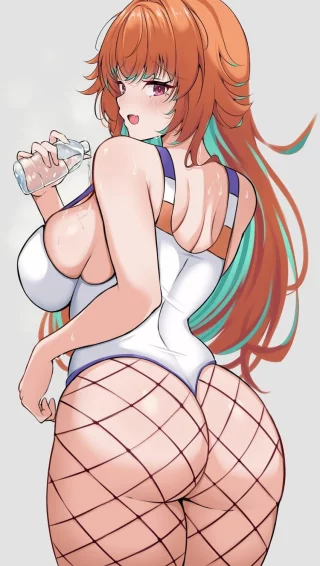 Kiara\'s tush
