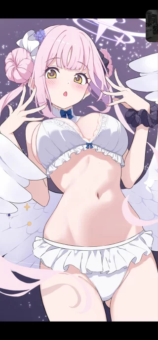 Swimsuit Mika\'s midriff