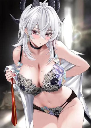 Zani in lingerie