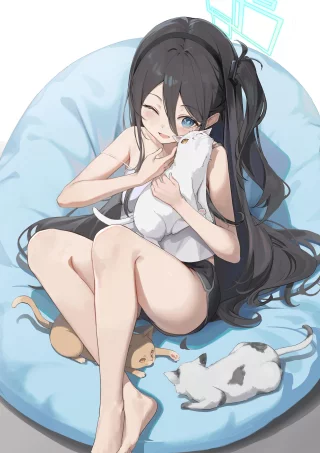 Aris and Kitties [Blue Archive]