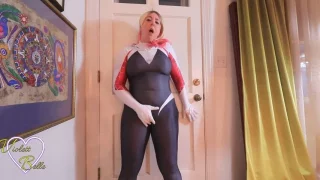 SpiderGwen is horny (Violett Belle)