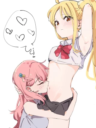 Hitori belly kiss