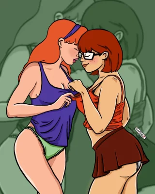 Velma and Daph (Buterflies) [Scooby-doo]