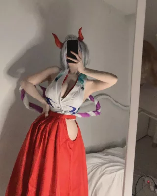 yamato one piece (yuna)
