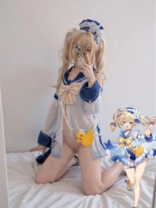 Swimsuit Barbara by me :3 (@hinaheart_)