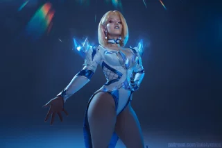 Badass Emma Frost (Lada_lyumosCOS)