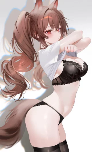 Gilberta in black bra (Arisuwu)