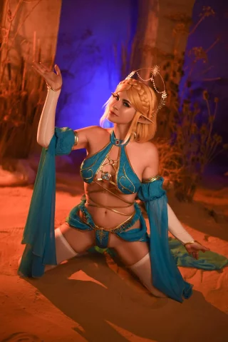 Zelda cosplay by Yuna Kairi