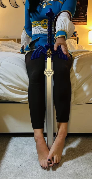 Zelda by ToesInSunlight (Sunny)