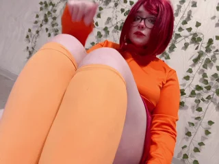 Velma Dinkley [Scooby Doo] (PinkMelon)
[OC]