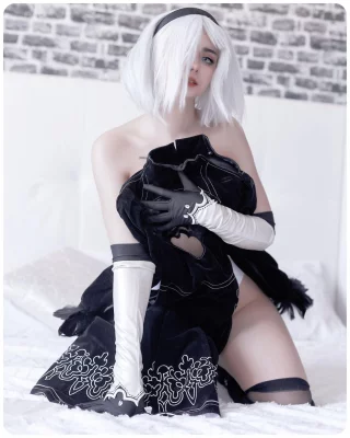 2B (Aloeveraiskawaii)