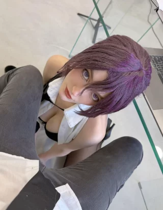 Office Reze by Ryo Kizuchi