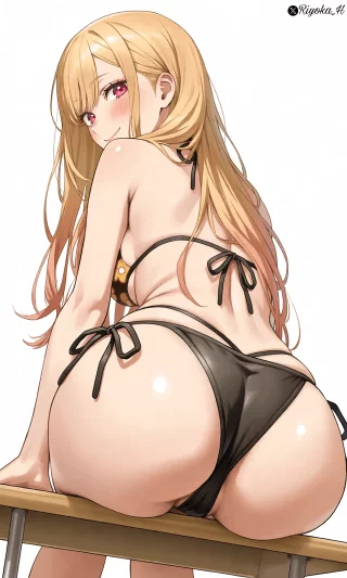 What a big ass she has! (Marin Kitagawa )