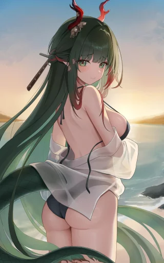 Zhuang Fang Yi's swimsuit butt